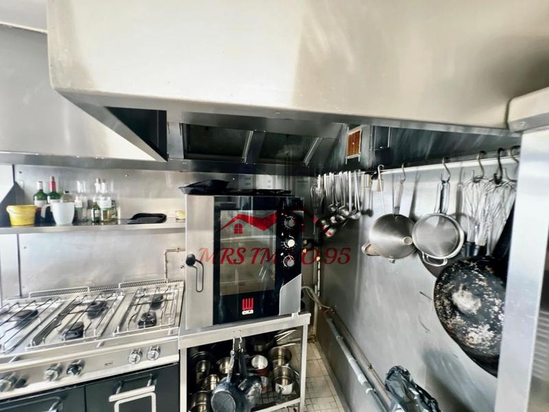 Appartement - 169 m² - 3 pièces