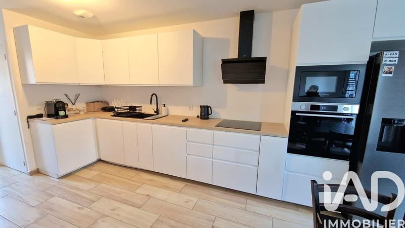 Maison - 96 m² - 6 pièces