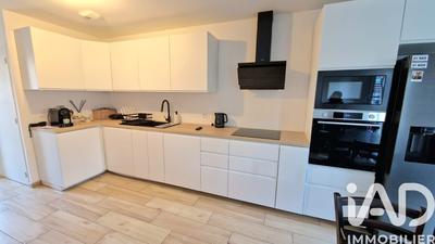 Maison - 96 m² - 6 pièces