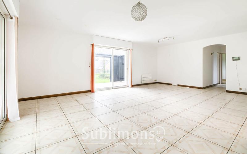 Maison traditionnelle - 95 m² - 4 pièces