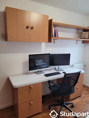 Chambre - 10 m² - 1 pièce