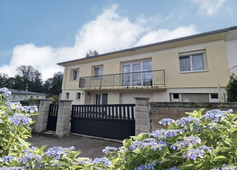 Maison - 180 m² - 8 pièces