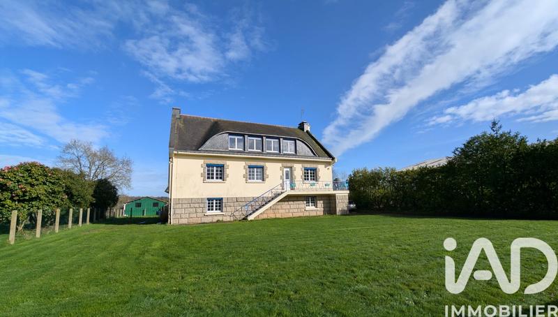 Maison - 177 m² - 10 pièces