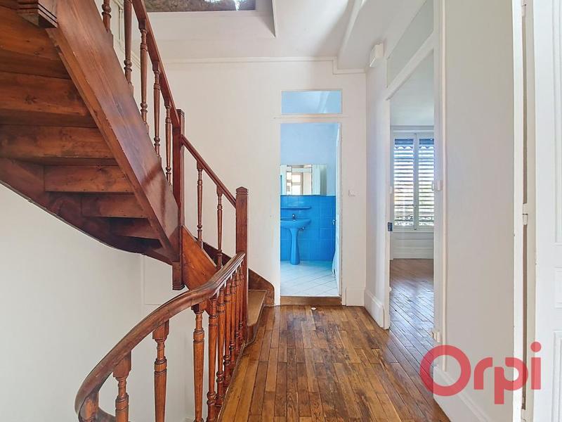 Maison - 166 m² - 7 pièces