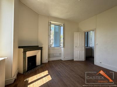 Maison - 253 m² - 10 pièces