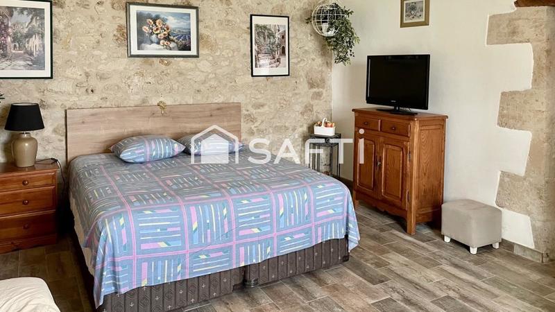 Maison - 218 m² - 5 pièces