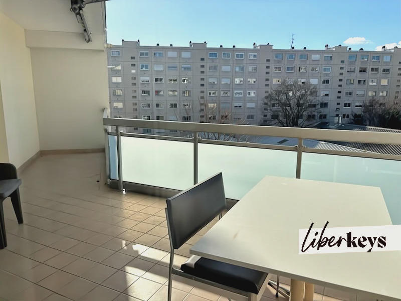 Appartement - 101 m² - 4 pièces