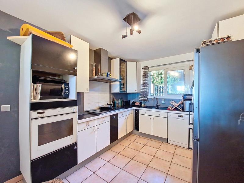 Villa - 164 m² - 6 pièces