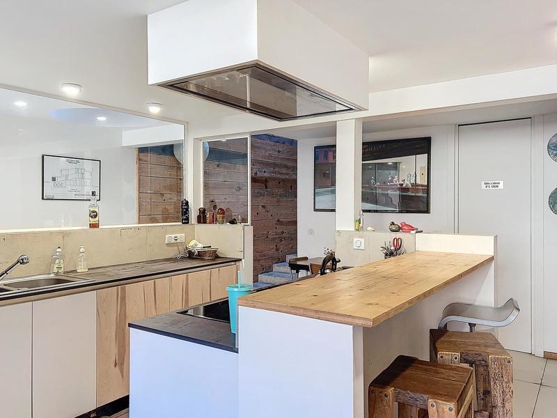 Maison - 178 m² - 8 pièces