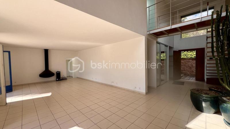 Maison d'architecte - 230 m² - 7 pièces