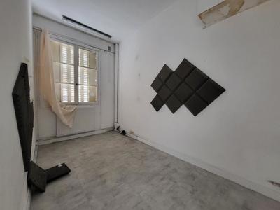 Divers - 49 m² - 2 pièces