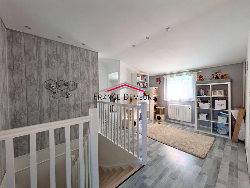 Maison - 112 m² - 6 pièces