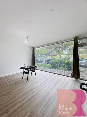 Local commercial - 79 m² - 3 pièces