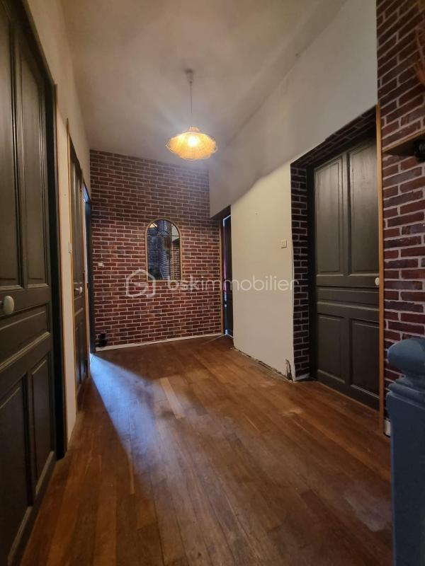 Propriété - 175 m² - 11 pièces