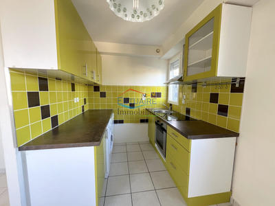 Appartement - 75 m² - 4 pièces