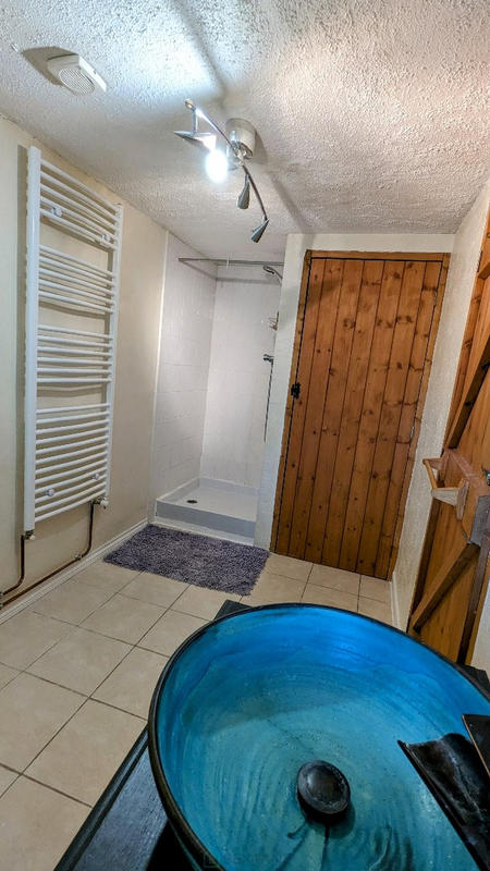 Maison - 247 m² - 8 pièces