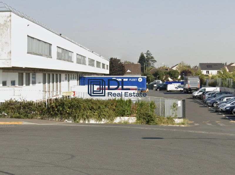 Entrepôt - 2 627 m²