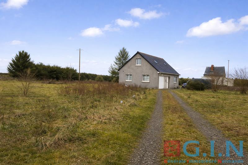 Maison - 99 m² - 6 pièces