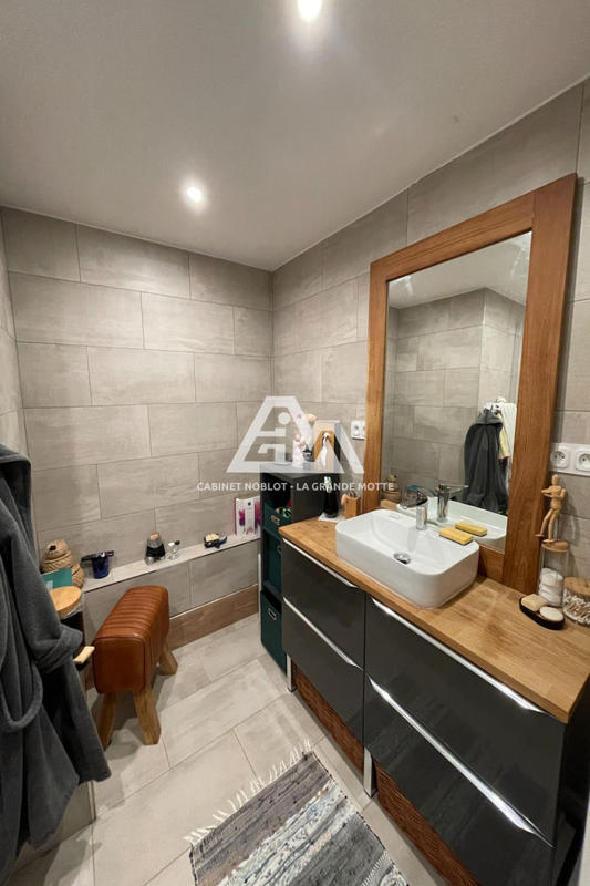 Appartement - 84 m² - 3 pièces