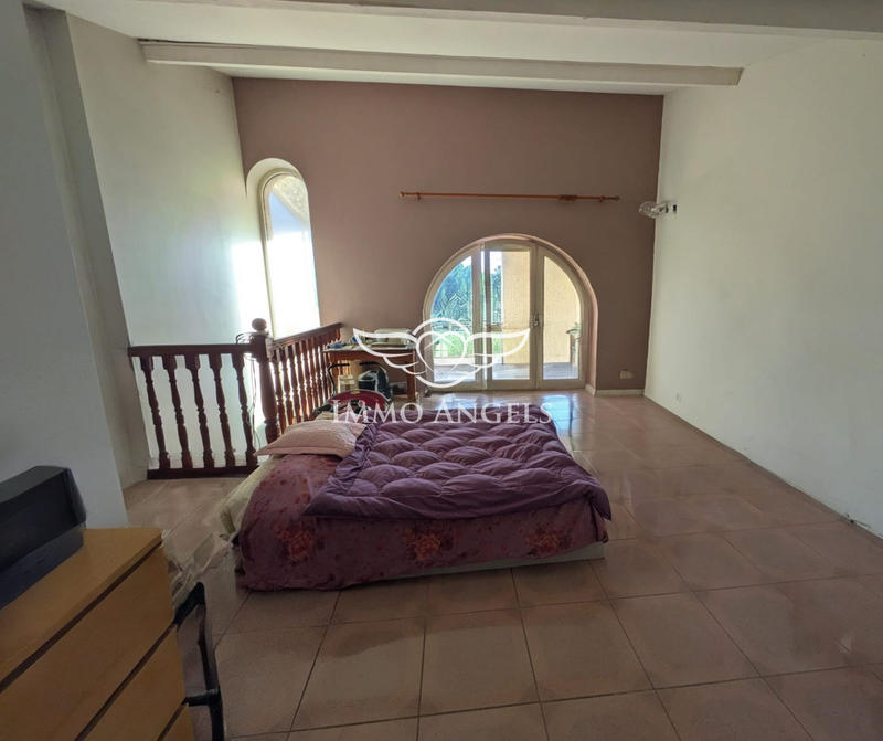 Villa - 266 m² - 7 pièces