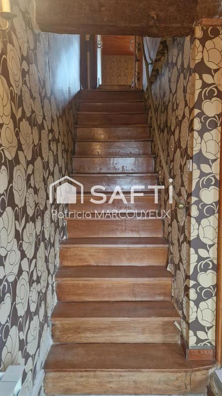 Maison - 95 m² - 5 pièces