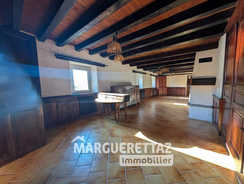 Ferme - 300 m² - 11 pièces