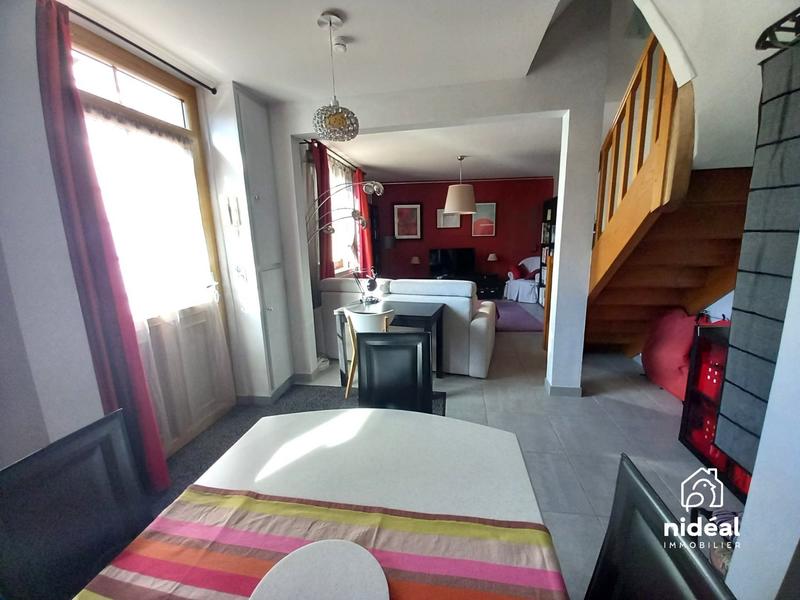 Maison - 94 m² - 4 pièces