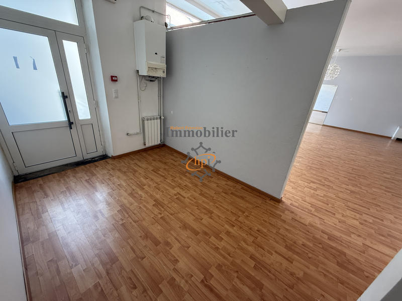 Local commercial - 112 m²