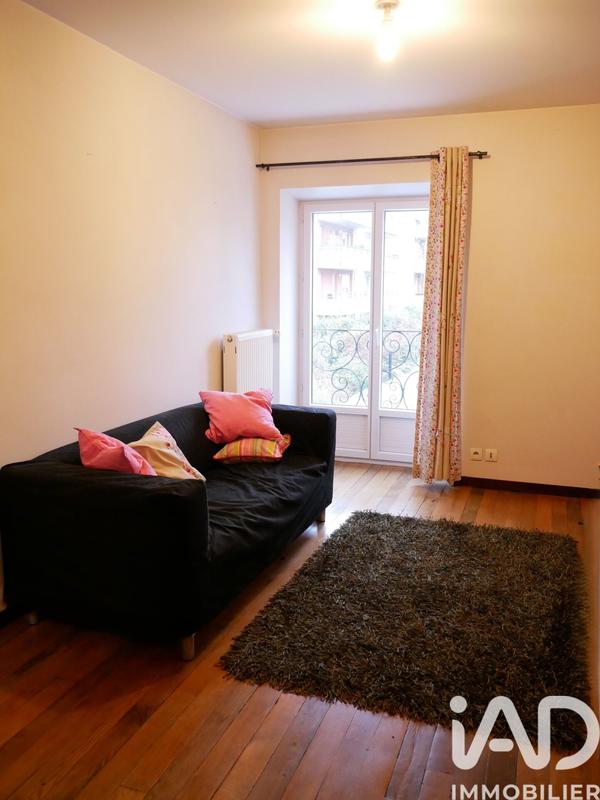 Maison - 231 m² - 8 pièces