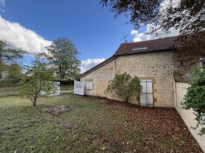 Maison - 98 m² - 4 pièces