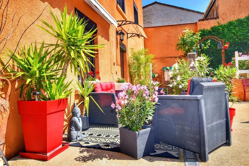 Maison - 200 m² - 8 pièces