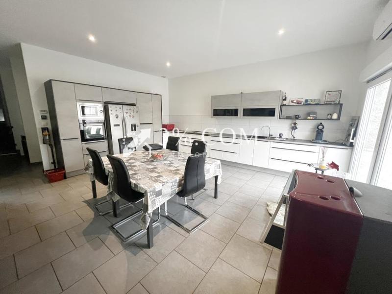 Maison de ville - 177 m² - 8 pièces