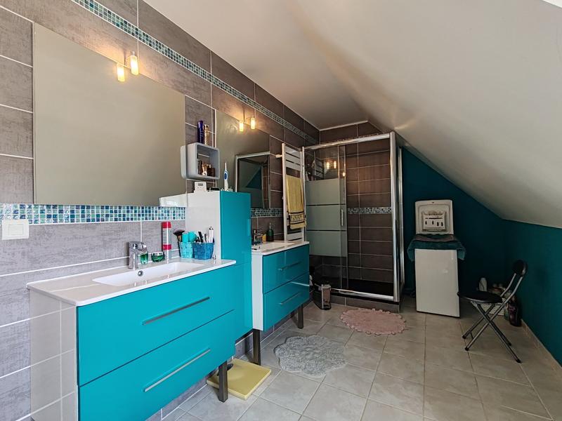 Maison - 445 m² - 15 pièces