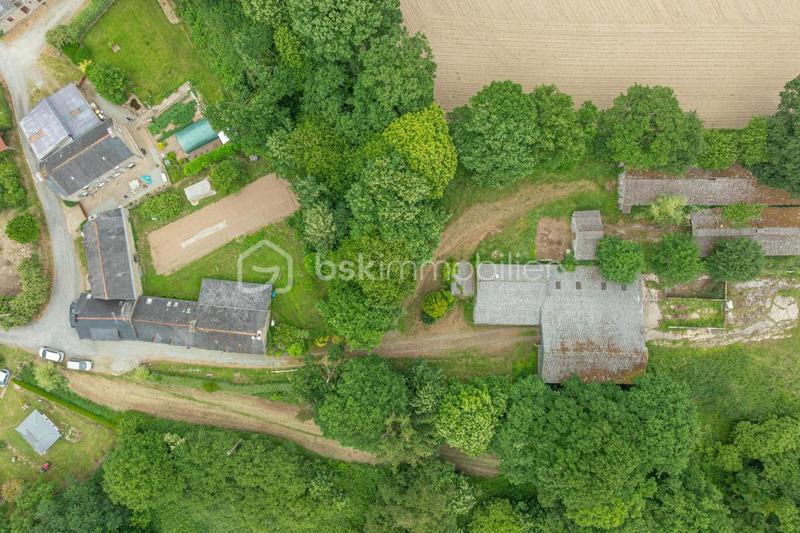 Maison en pierre - 215 m² - 11 pièces