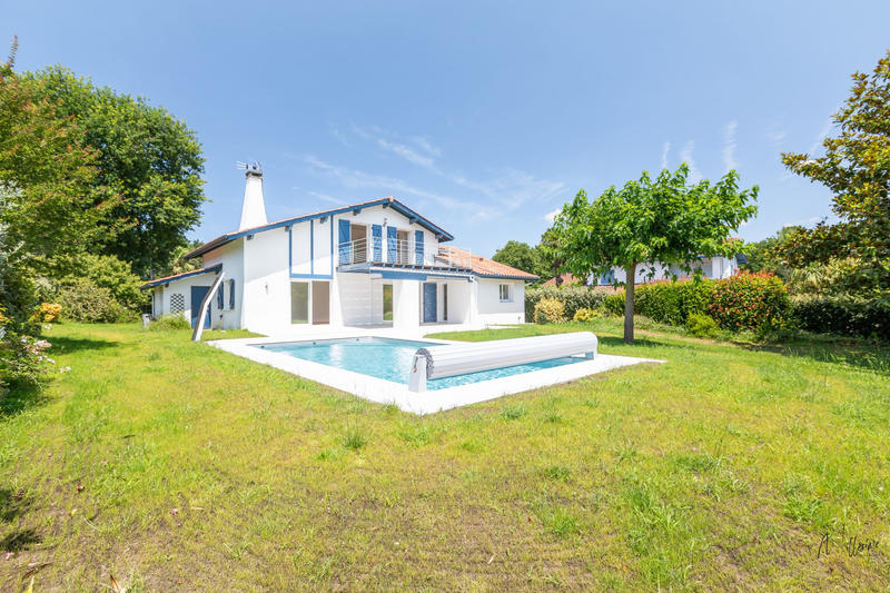 Maison - 152 m² - 5 pièces