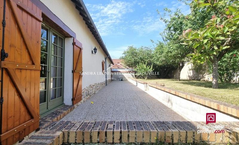 Maison - 182 m² - 7 pièces