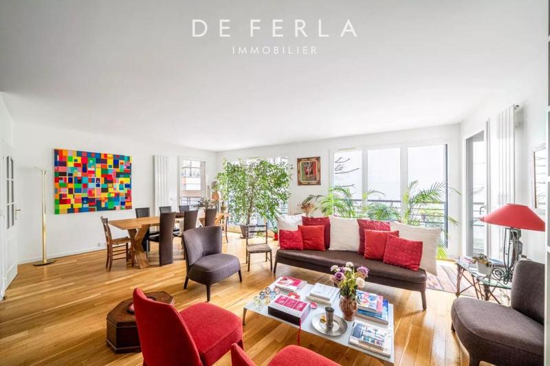 Appartement - 133 m² - 6 pièces