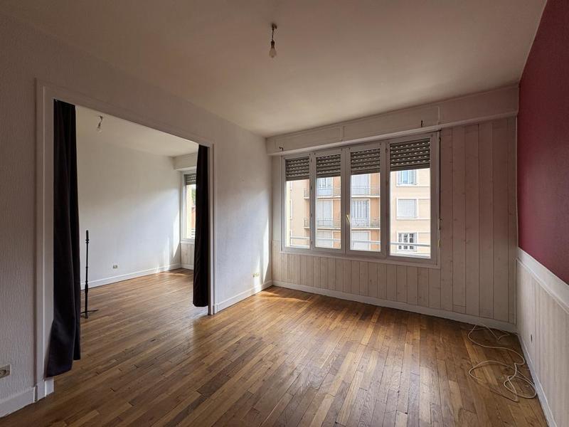 Appartement - 72 m² - 2 pièces