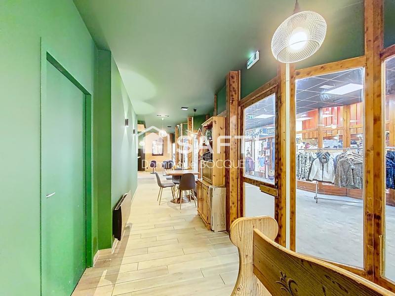 Local commercial - 91 m² - 1 pièce