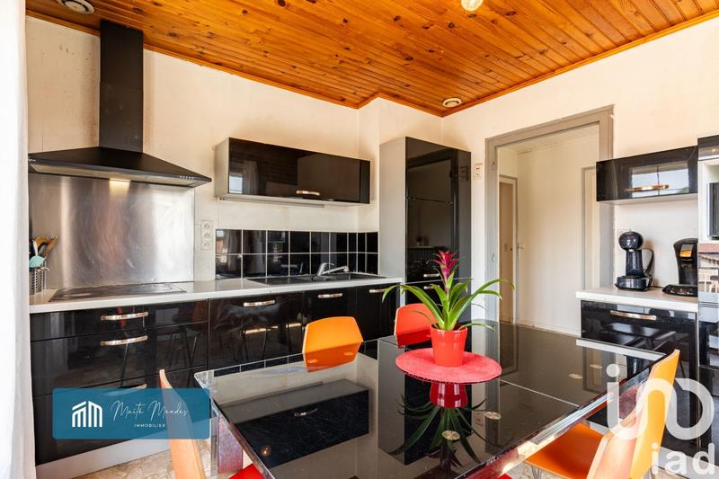 Maison - 205 m² - 7 pièces