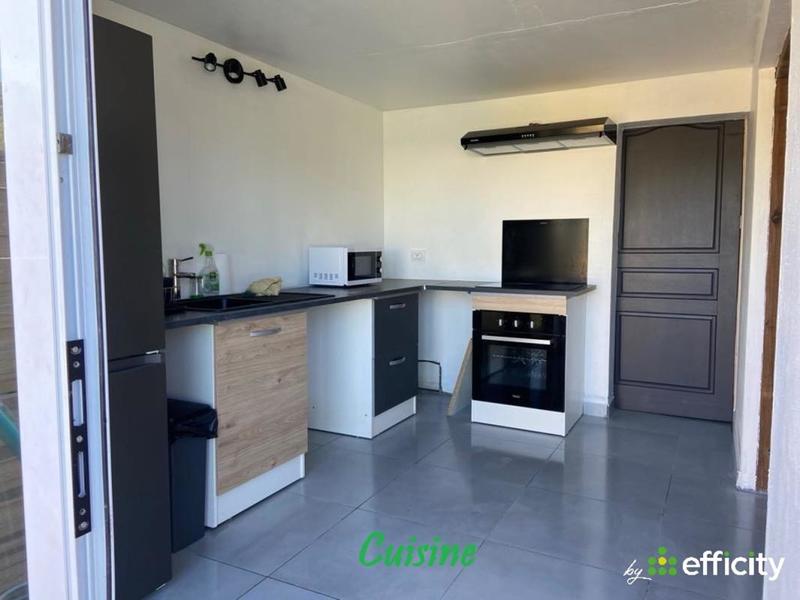 Maison - 83 m² - 4 pièces