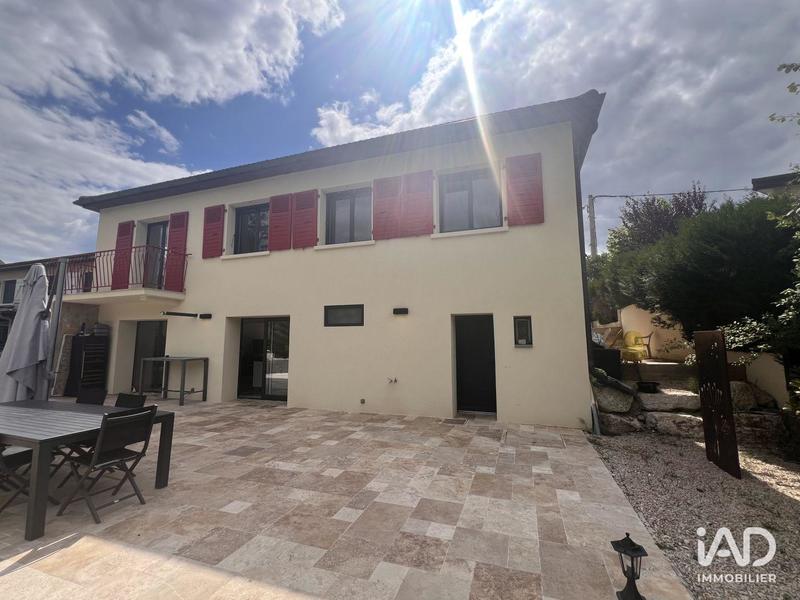 Maison - 160 m² - 5 pièces