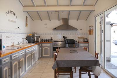 Maison - 341 m² - 12 pièces