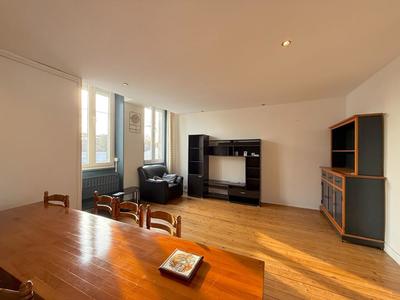 Appartement - 102 m² - 4 pièces