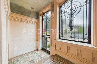 Maison - 320 m² - 10 pièces