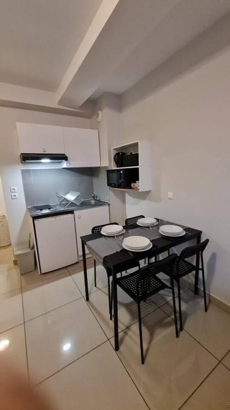 Studio - 24 m² - 1 pièce