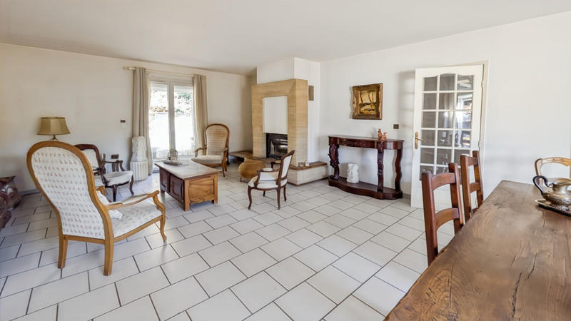 Maison - 99 m² - 4 pièces