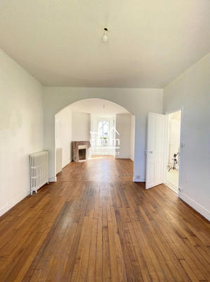 Maison - 83 m² - 5 pièces