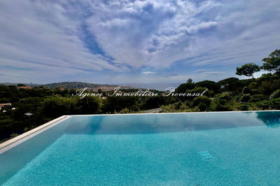 Villa - 400 m² - 5 pièces