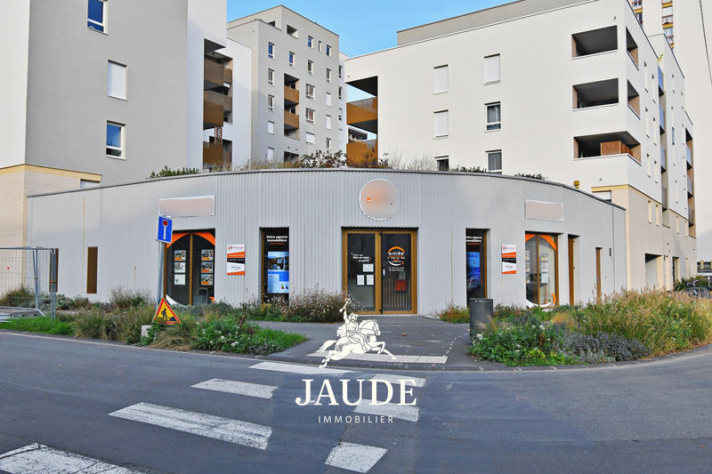 Local commercial - 95 m²